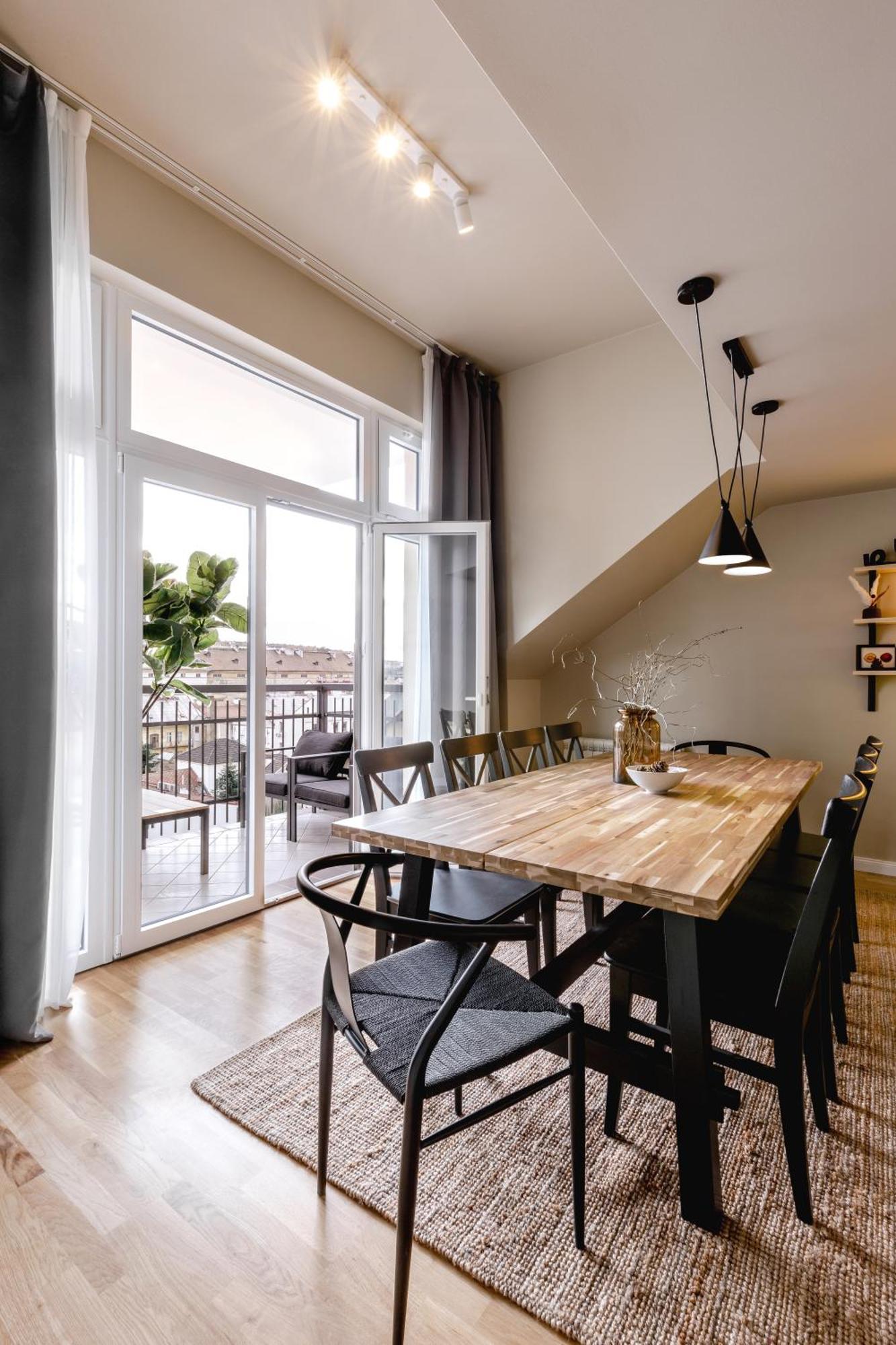 Turnkey I Karlin Square Apartments Praha Bagian luar foto